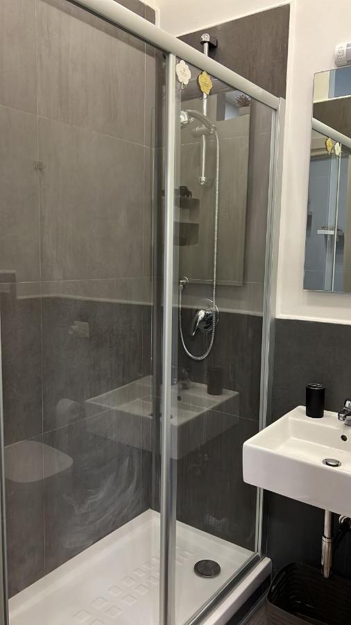 Rodino Rooms Nápoly Kültér fotó